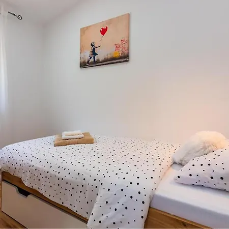Awesome In With Private Swimming Pool, Be Inside Or Outside Matulji